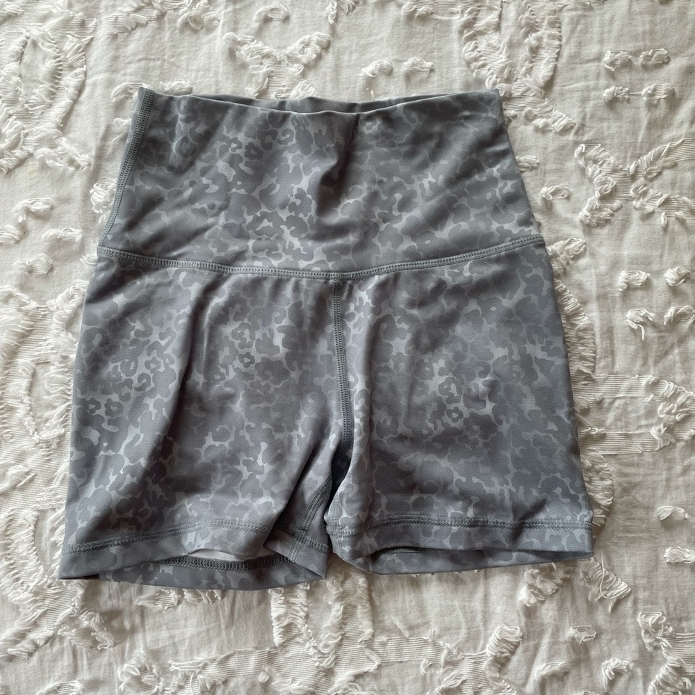 Grey Echt biker shorts